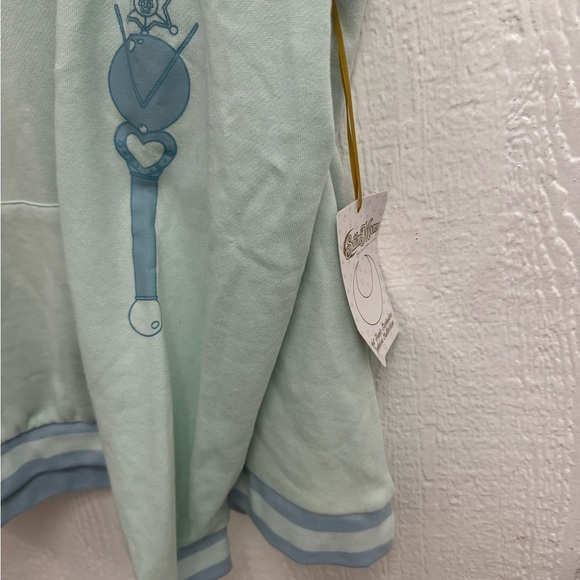 HOT TOPIC Sailor Moon Uranus & Neptune 1/4 Zip Hoodie XL NWT Light Blue Manga - Picture 5 of 11